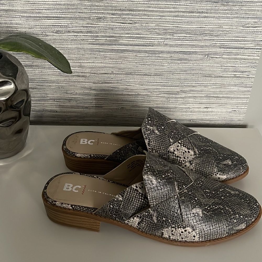 BC footwear | Look at Me Vegan Mule - Picture 4 of 5